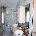 La Pina Affittacamere 4*