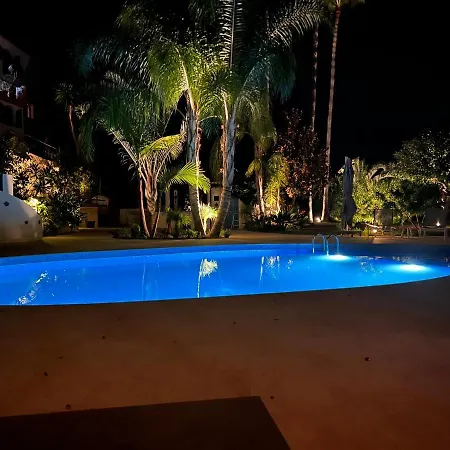 La Pina 4* Εστεπόνα