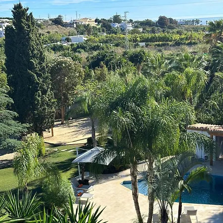 La Pina 4*