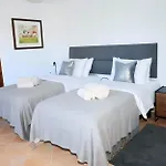 Konukevi La Pina