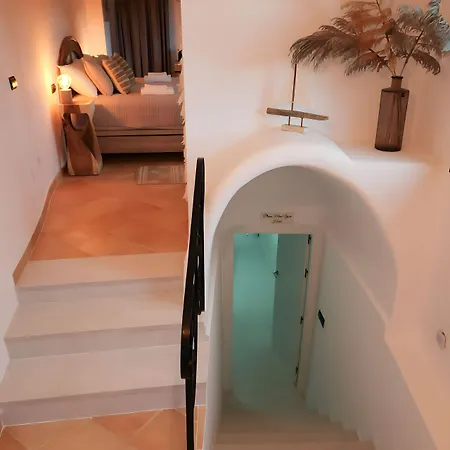 La Pina 4*